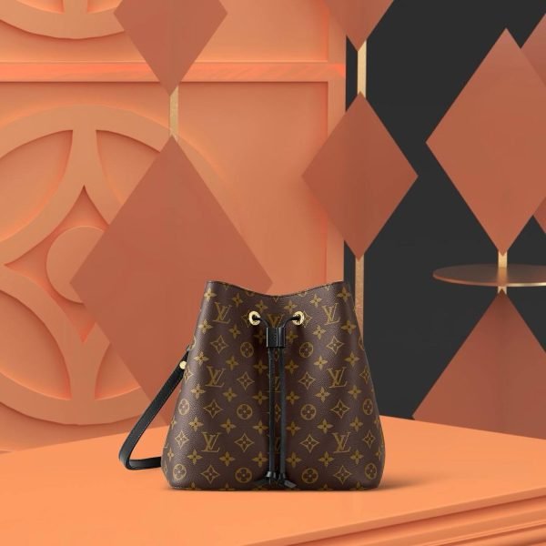 LOUIS VUITTON NéoNoé MM