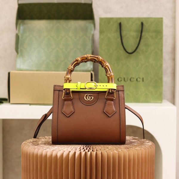 GUCCI Diana Brown Bamboo joint Mini