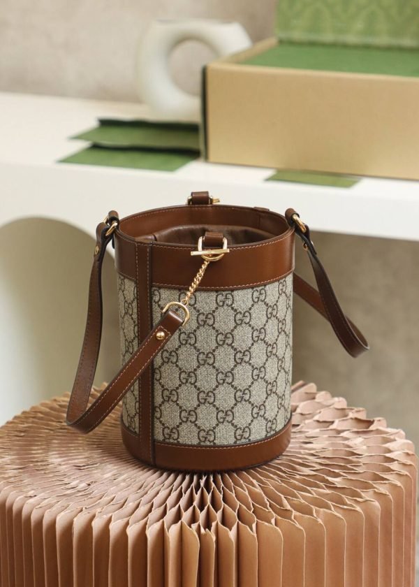 GUCCI Horsebit 1955 Bucket Bag - Image 4