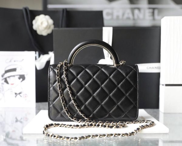 Chanel 22A Gold Metal Handle Chain WOC Black - Image 4