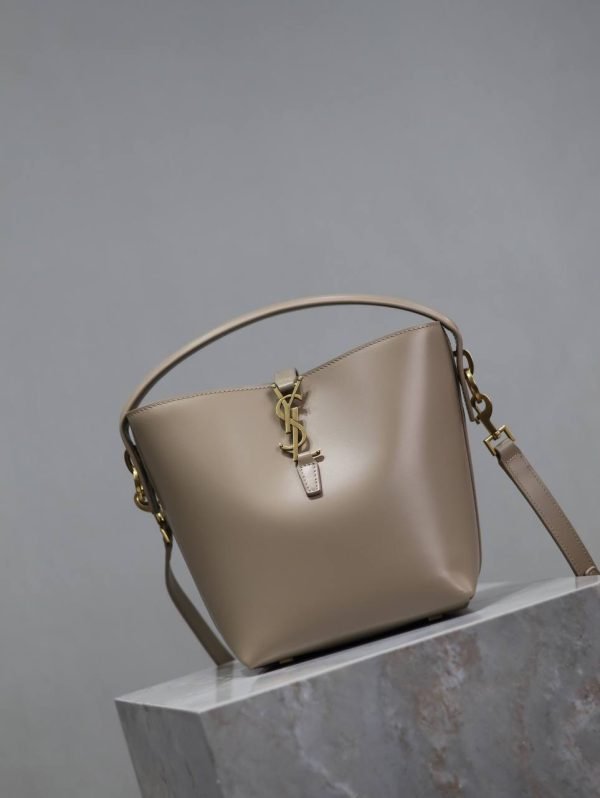 Saint Laurent YSL Le 37 Gold label Logo Bucket Bag - Image 3