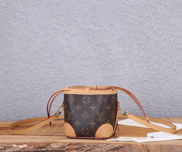 LOUIS VUITTON NOE Crossbody bag - Image 4