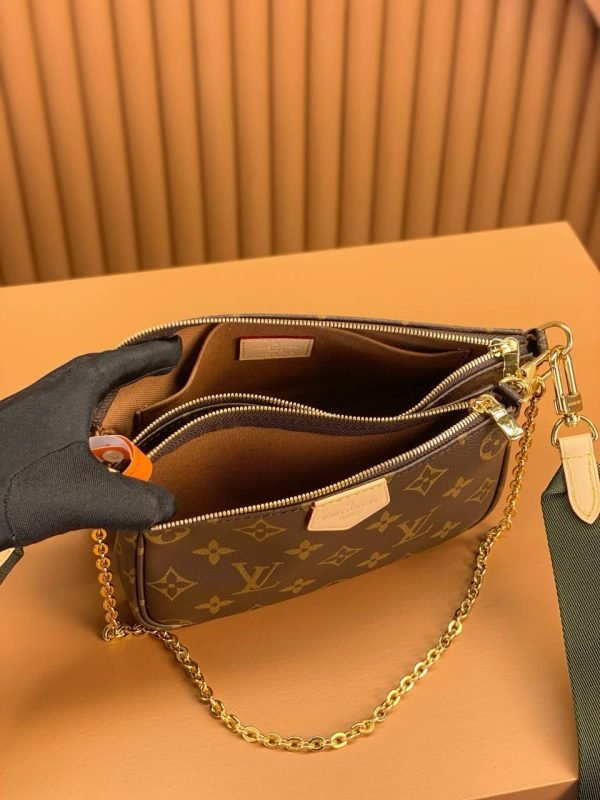 LOUIS VUITTON Multi Pochette Accessoires - Image 3