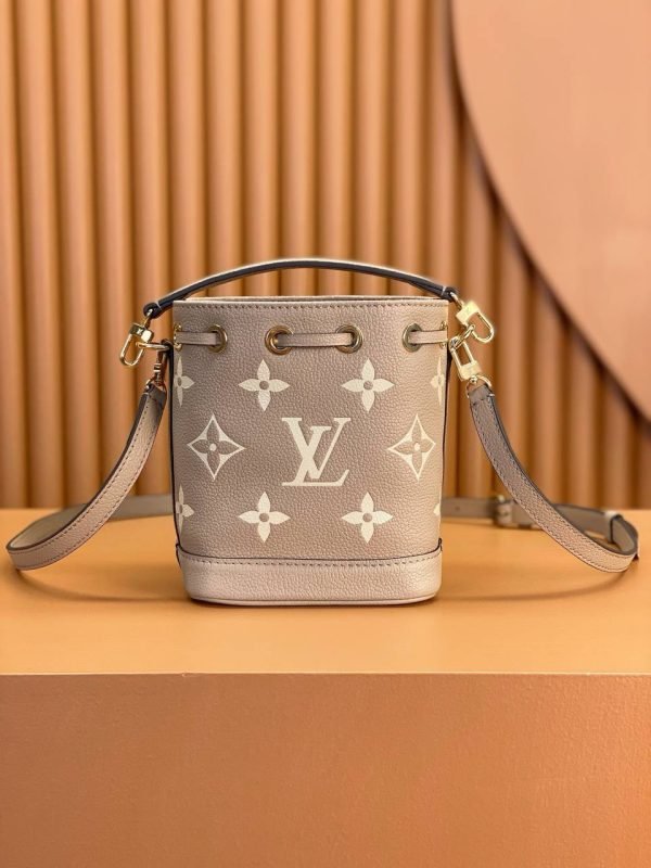 LOUIS VUITTON Nano Noé - Image 4