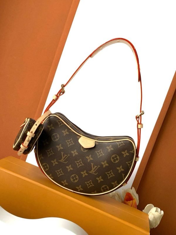 LOUIS VUITTON Croissant MM HandBag