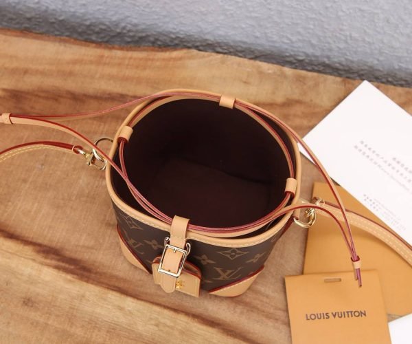 LOUIS VUITTON NOE Crossbody bag - Image 3