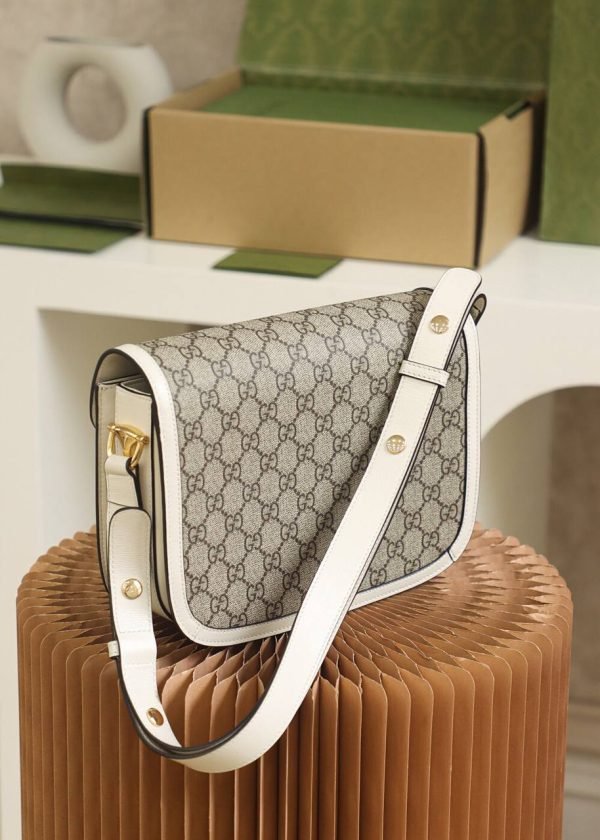GUCCI Horsebit 1955 Trumpet White - Image 4