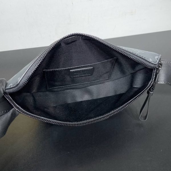 LOUIS VUITTON Moon Crossbody Bag - Image 3
