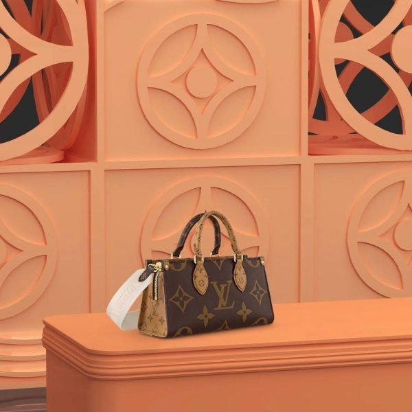 LOUIS VUITTON OnTheGo East West - Image 2