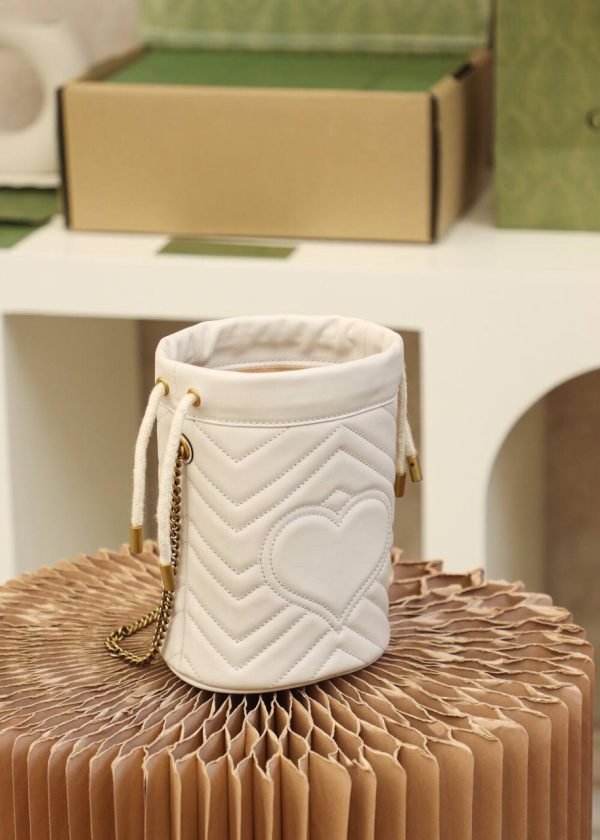 GUCCI GG Marmont Mini Drawstring - Image 4