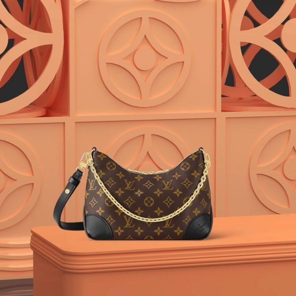 LOUIS VUITTON Boulogne Shoulder Bag
