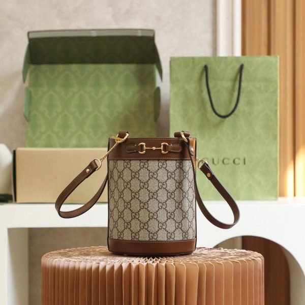 GUCCI Horsebit 1955 Bucket Bag